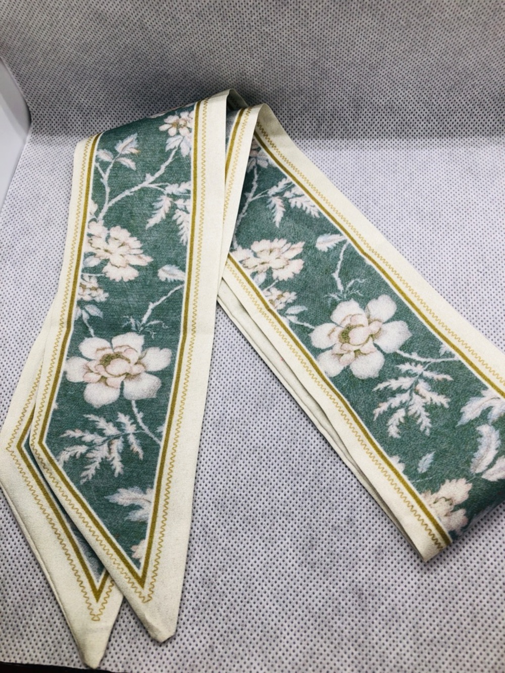 Floral Printed Twilly Scarf in Green and Cream